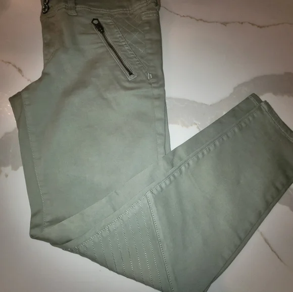 Woman Abercrombie & Fitch Jeans - Picture 6 of 7